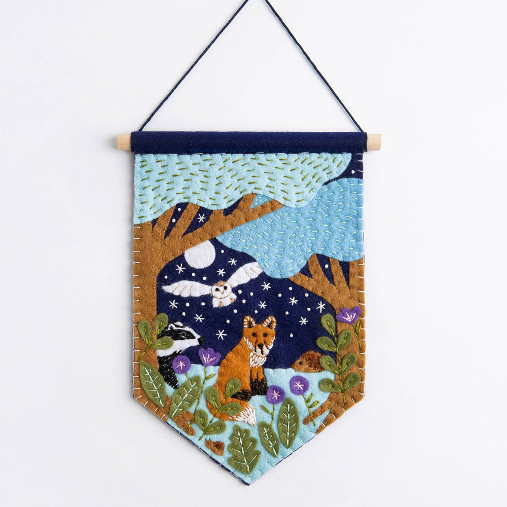
                      
                        Woodland Pennant Felt Craft Kit
                      
                    
