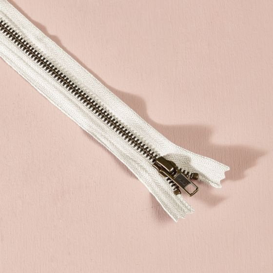 Atelier Brunette Brass Zipper - Off White (30cm)