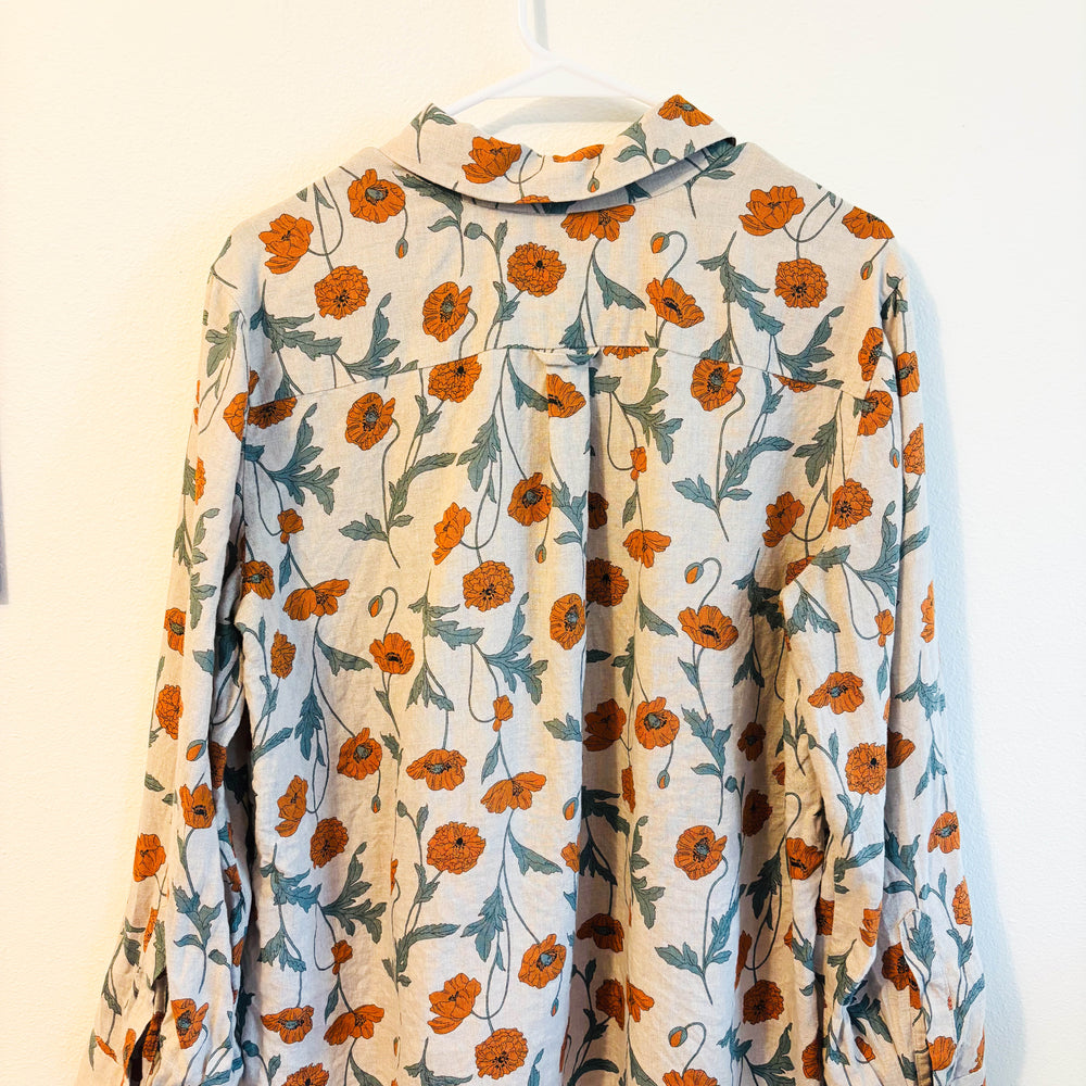 
                      
                        Cameron button up pattern from helens closet in a floral patterned fabric back view
                      
                    