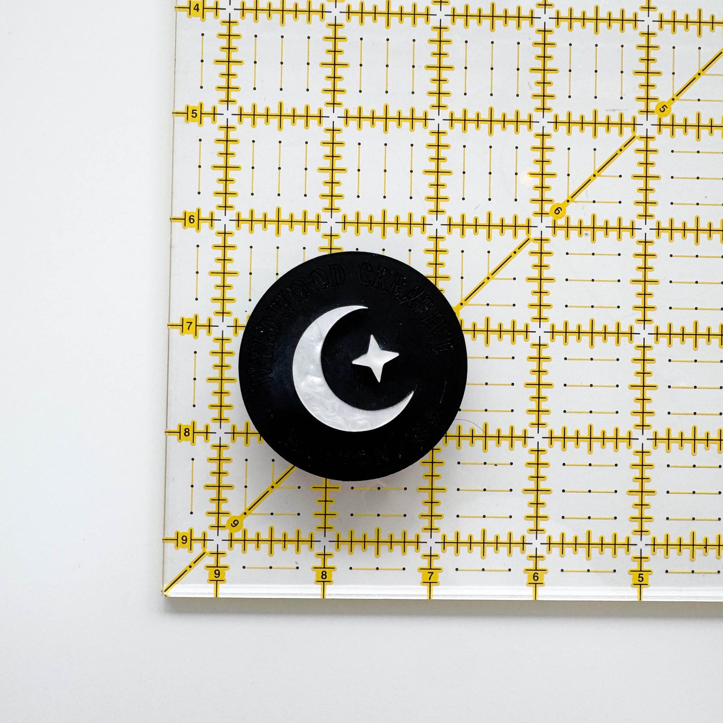 Wyldwood Creative Pop Up Ruler Handle