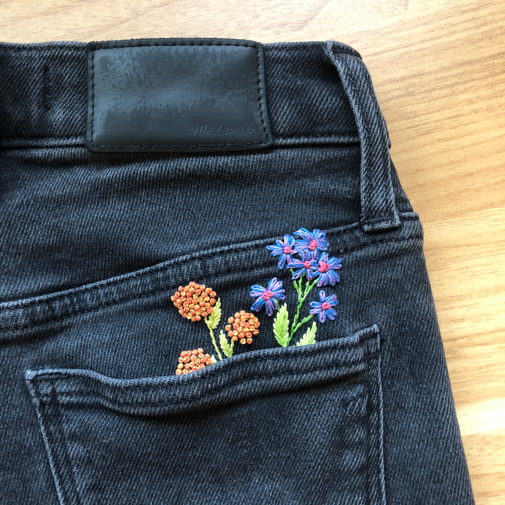 
                      
                        Flower Pocket Clothing Embroidery
                      
                    