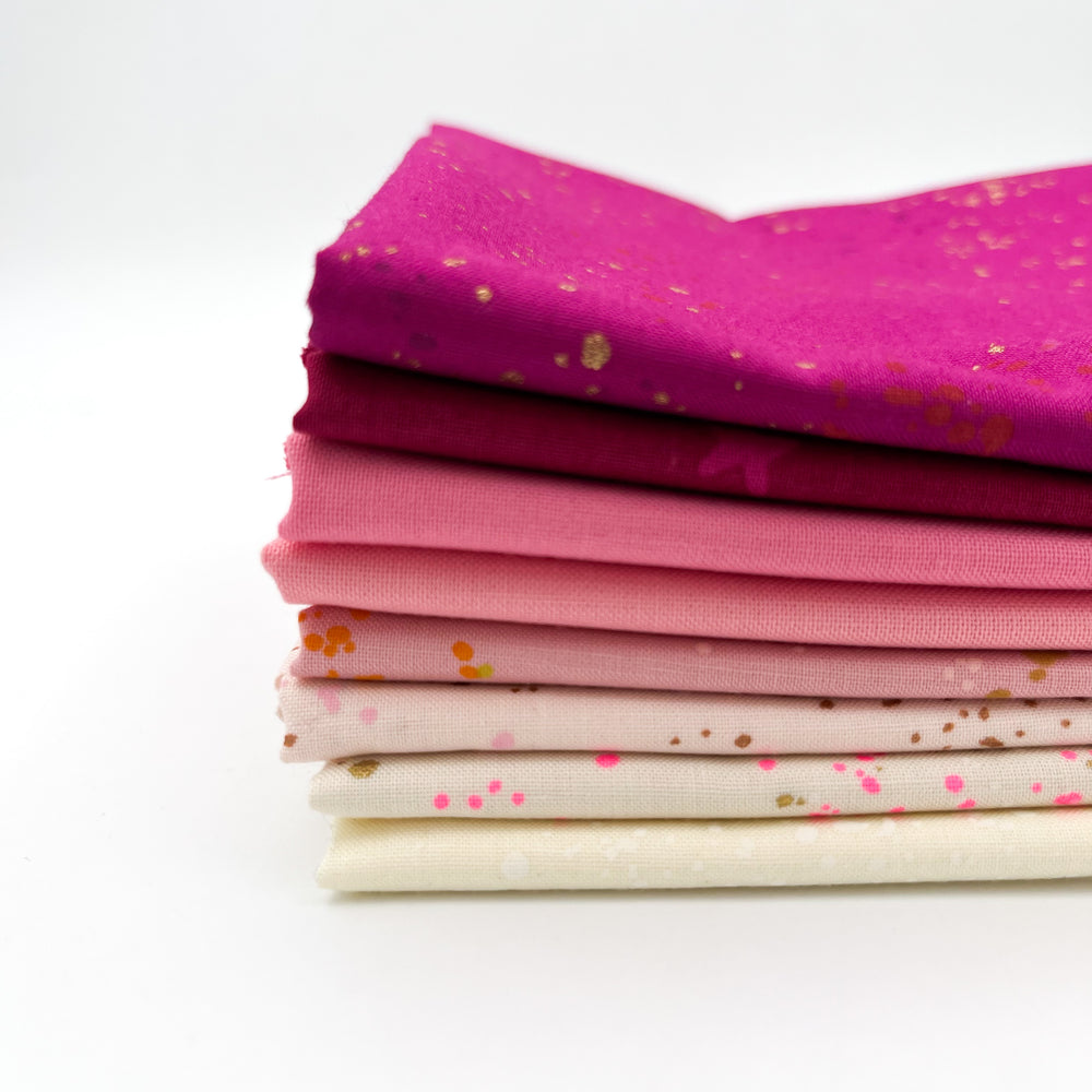 
                      
                        Glinda Fat Quarter Bundle (8 pc)
                      
                    