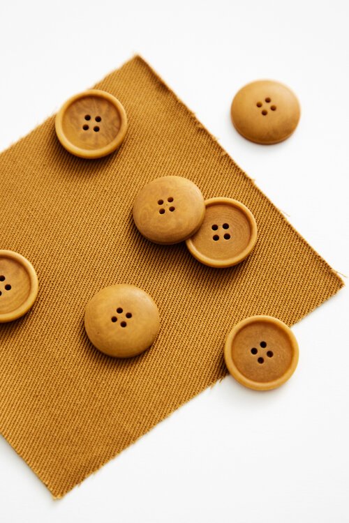 Blaze Corozo Buttons - Dry Mustard (28mm)