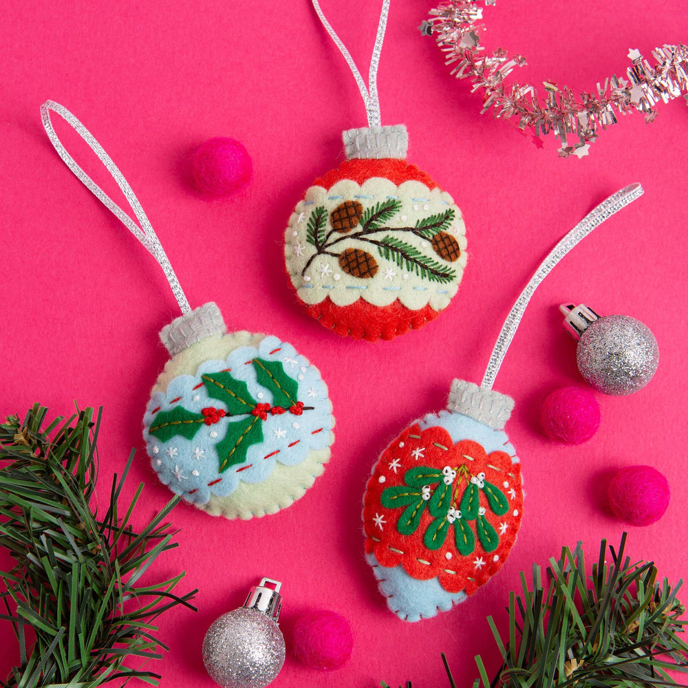 
                      
                        Christmas Baubles Felt Craft Kit
                      
                    