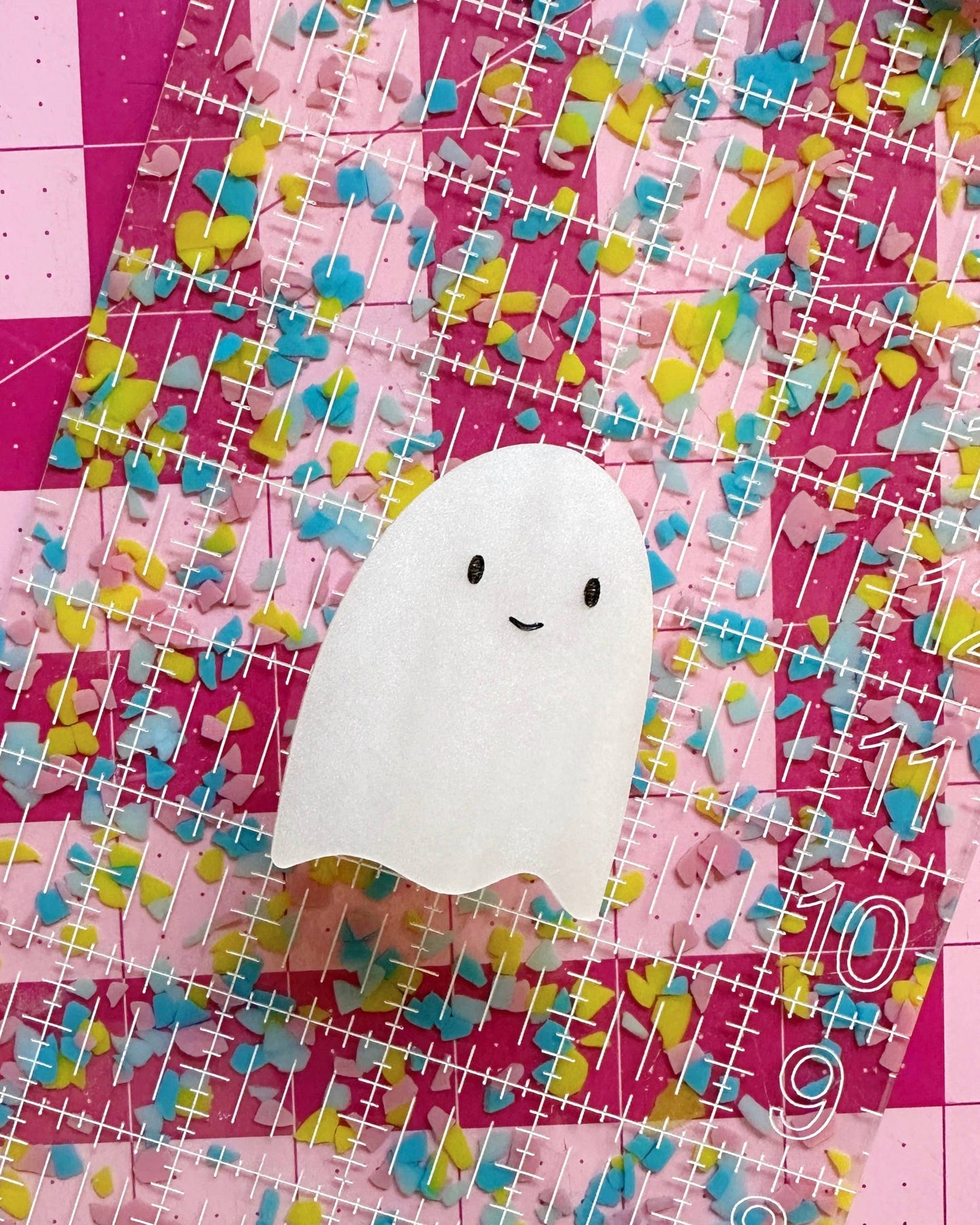 Ghost pop-up ruler handle