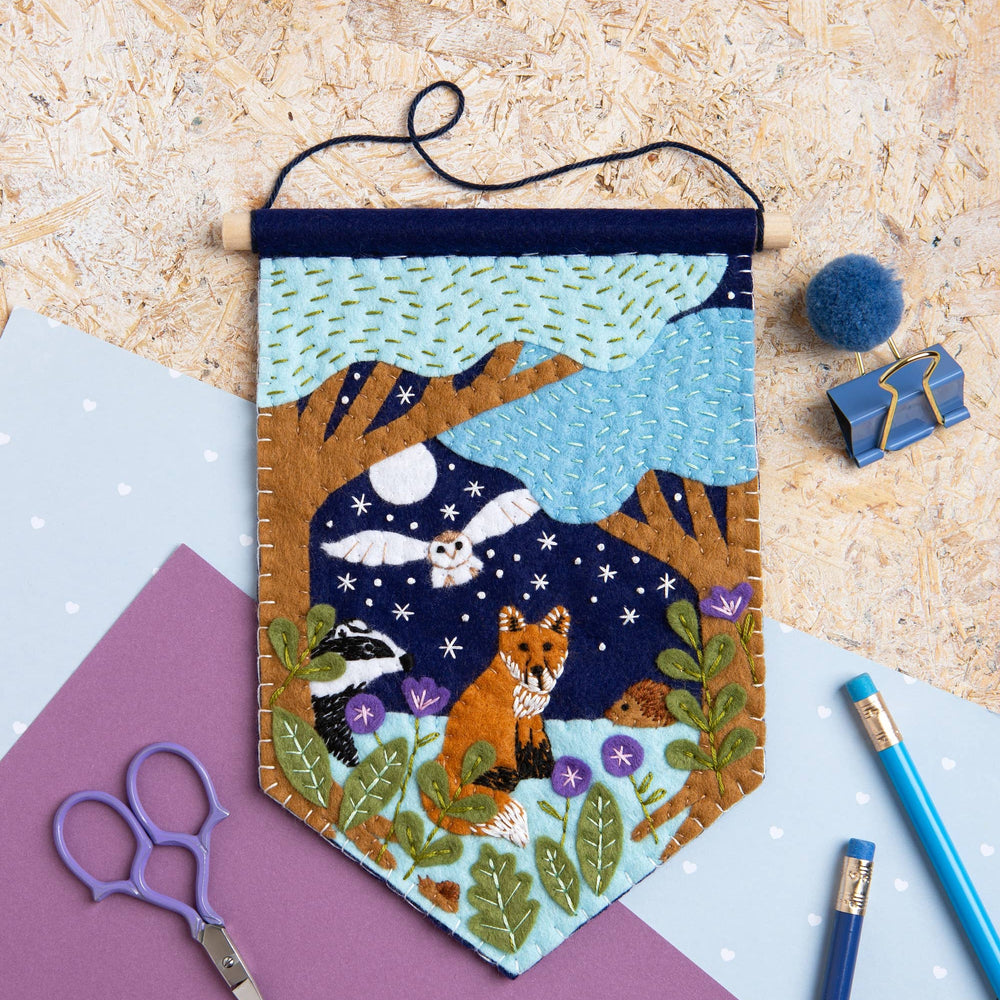 
                      
                        Woodland Pennant Felt Craft Kit
                      
                    
